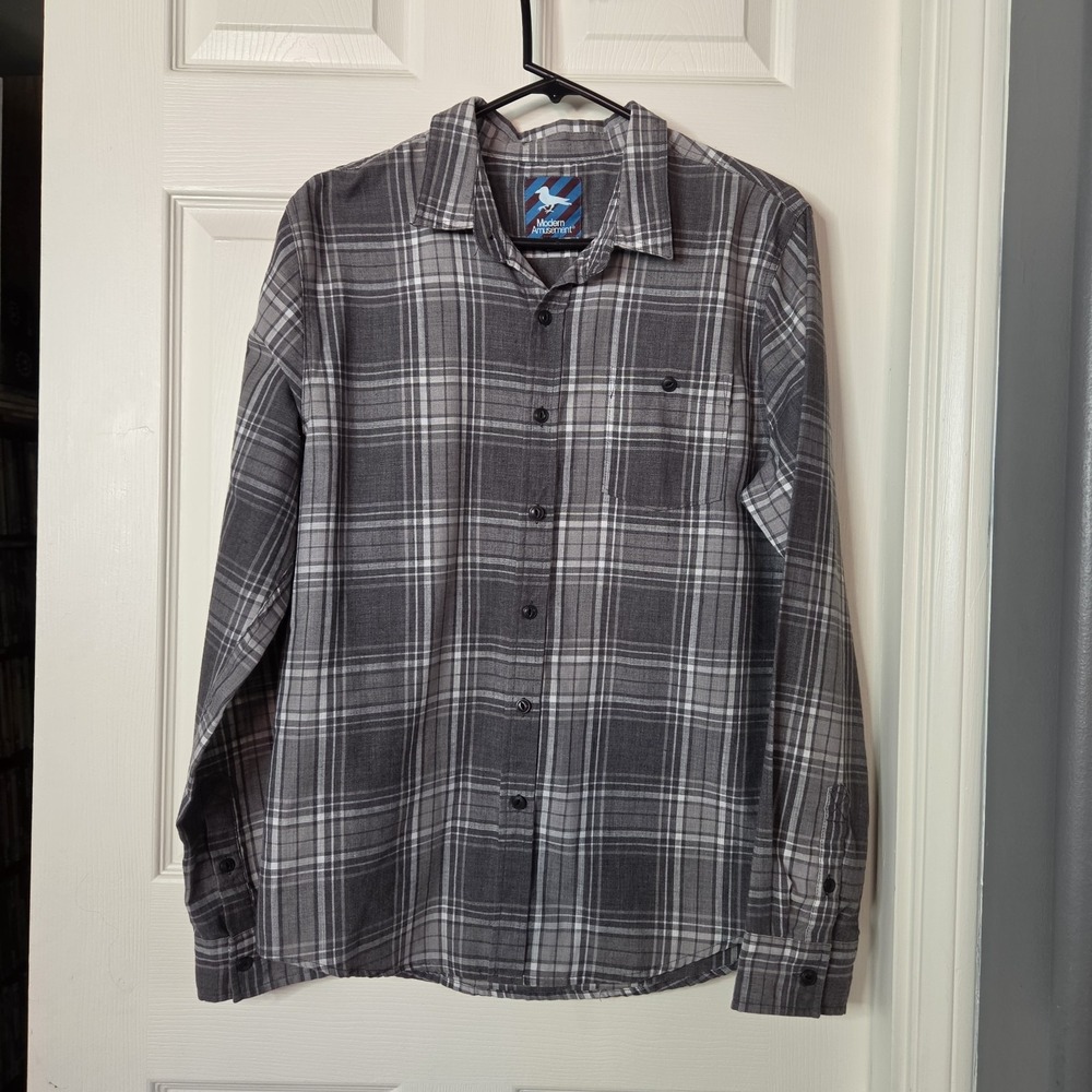 Modern Amusement Gray Plaid Long Sleeve Shirt Button-up Preppy Festival Medium